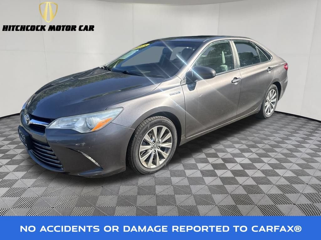 Used 2015 Toyota Camry XLE w/ Moonroof Package FWD image 1