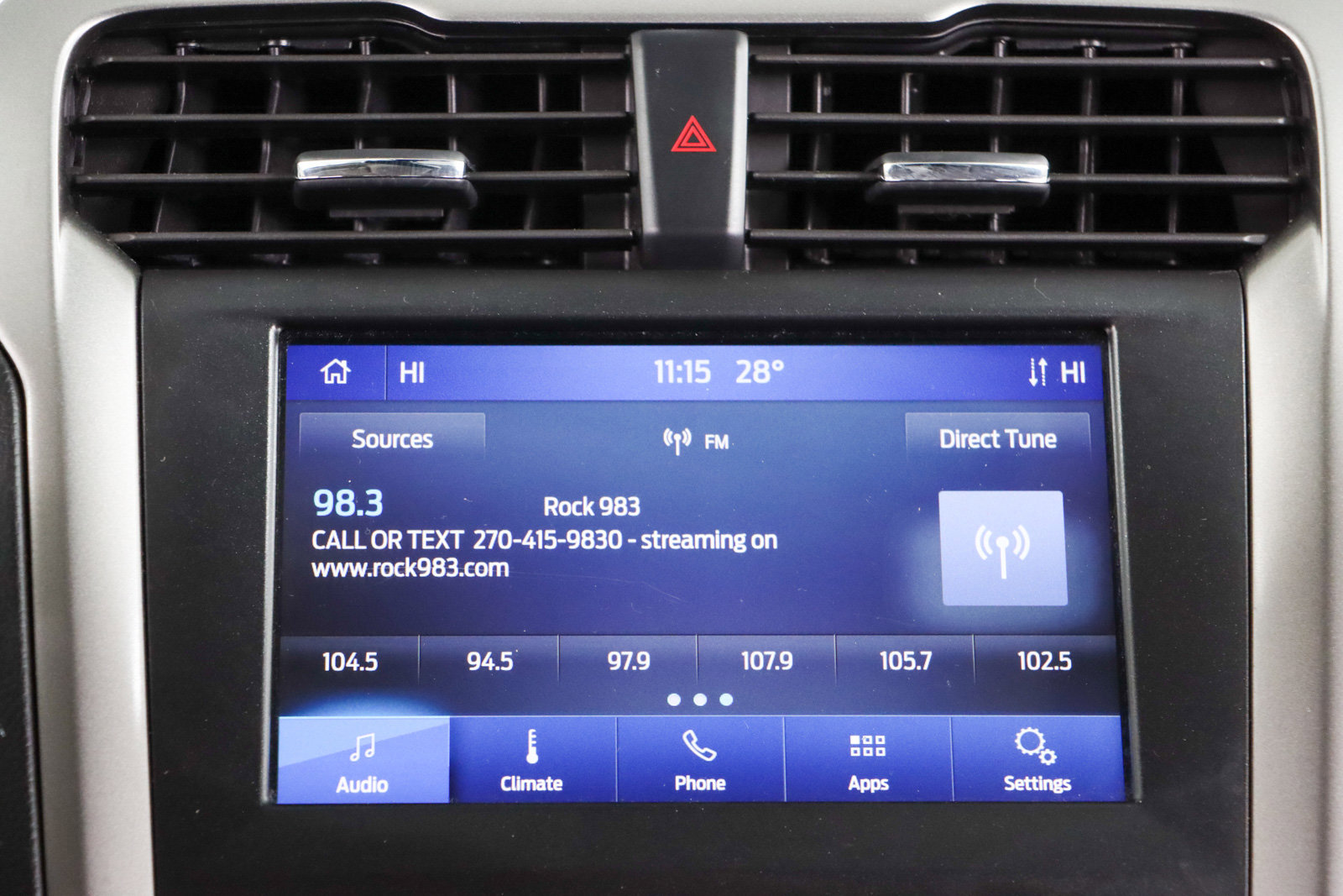 Used 2020 Ford Fusion SE image 19