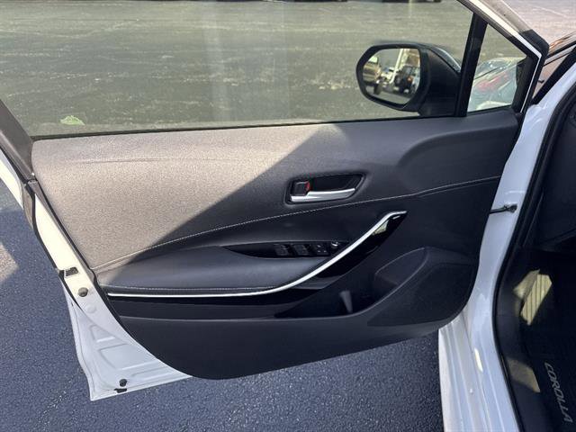 Used 2021 Toyota Corolla XSE image 8