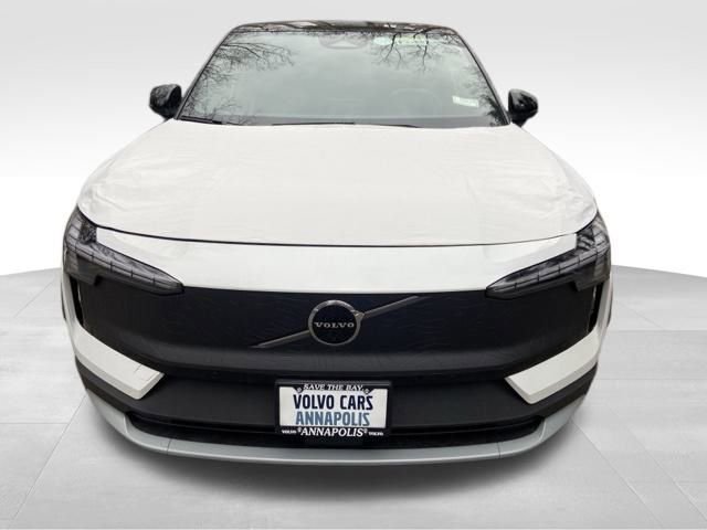 New 2026 Volvo EX30 Cross Country Ultra image 2