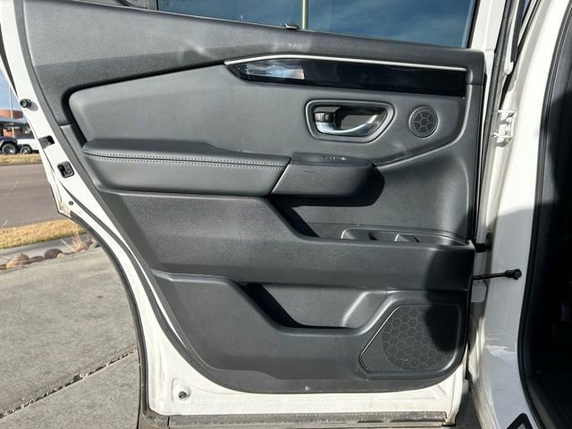 Used 2025 Honda Pilot Touring image 22