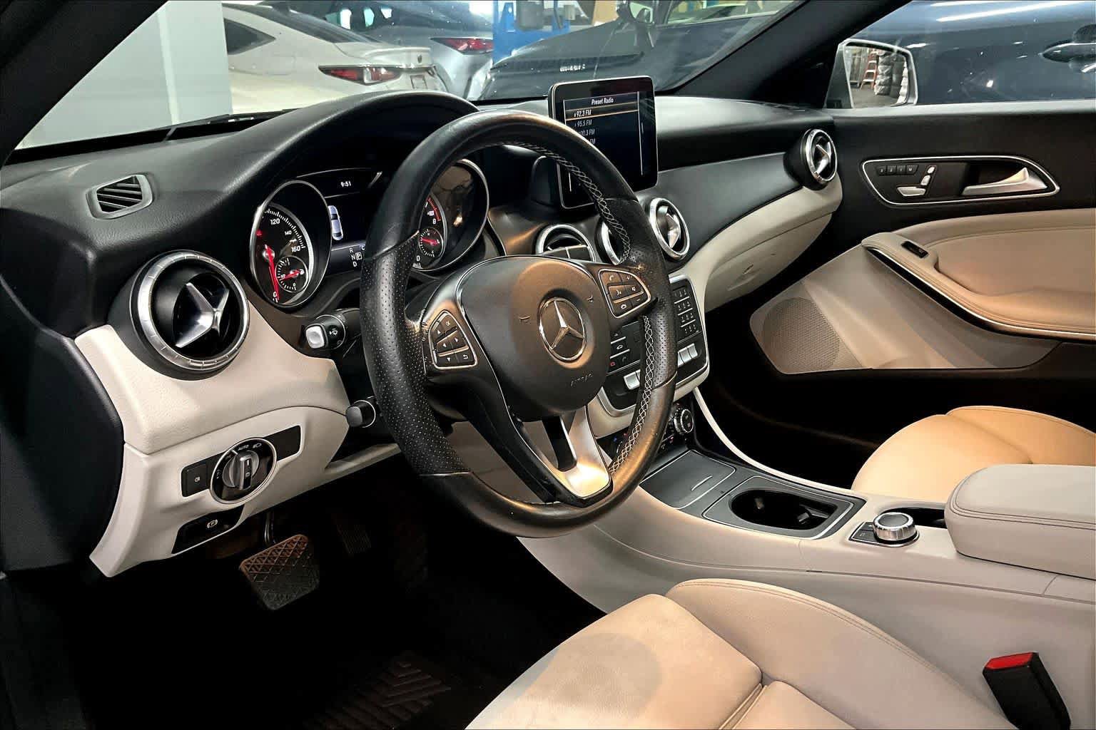 Used 2017 Mercedes-Benz CLA 250 image 17