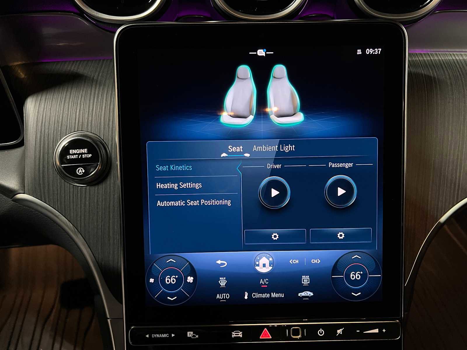 Certified 2025 Mercedes-Benz GLC 300 4MATIC image 32