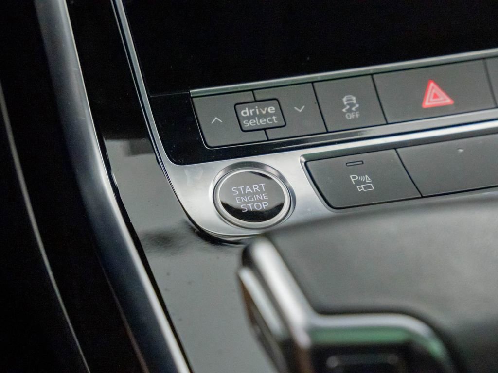 Used 2023 Audi Q8 Premium w/ Convenience Package image 21