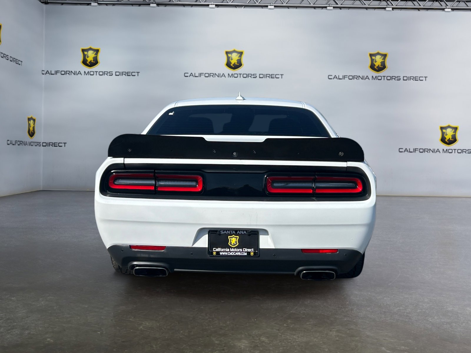 Used 2016 Dodge Challenger R/T Scat Pack w/ Leather Interior Group RWD image 6