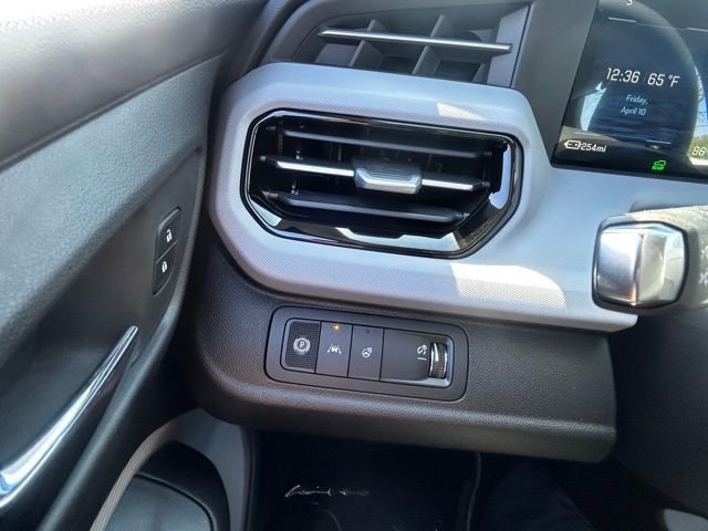 New 2027 Chevrolet Bolt LT w/ Comfort Package FWD image 25