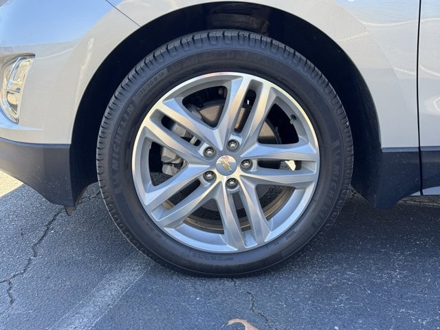 Used 2018 Chevrolet Equinox Premier image 30