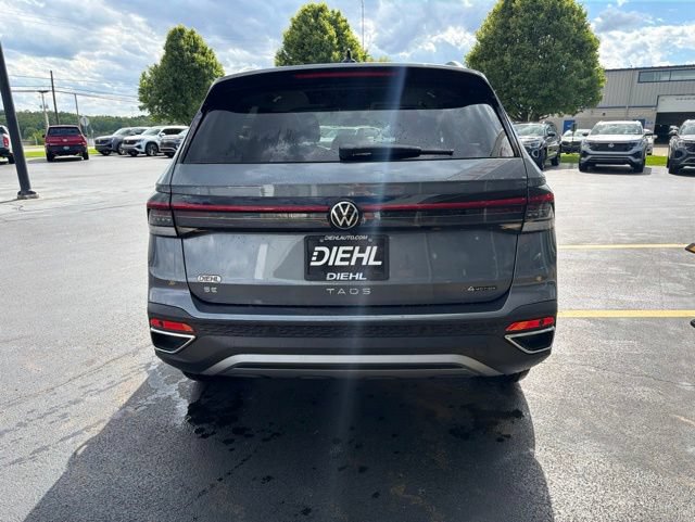 New 2026 Volkswagen Taos SE AWD/4WD image 5