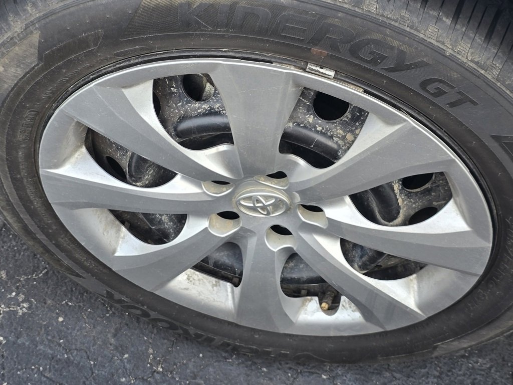 Certified 2025 Toyota Corolla LE image 15