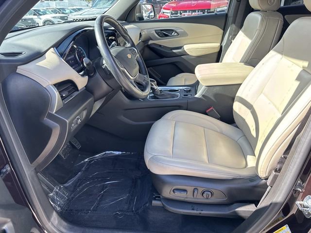 Used 2022 Chevrolet Traverse LT image 17