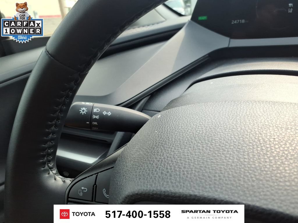 Used 2025 Toyota Prius LE FWD image 24