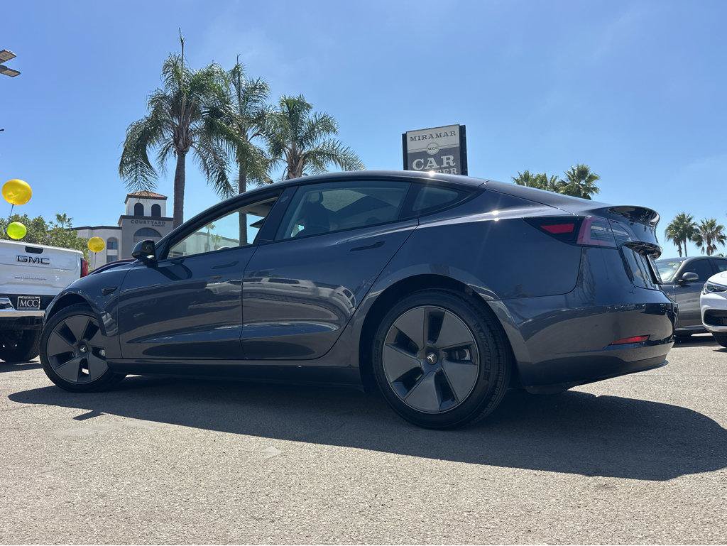Used 2021 Tesla Model 3 Standard Range Plus RWD image 3