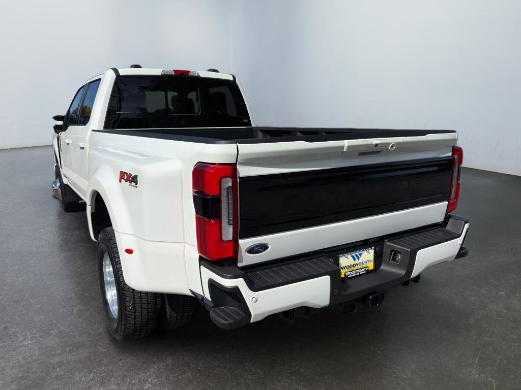 New 2026 Ford F350 Platinum AWD/4WD image 3