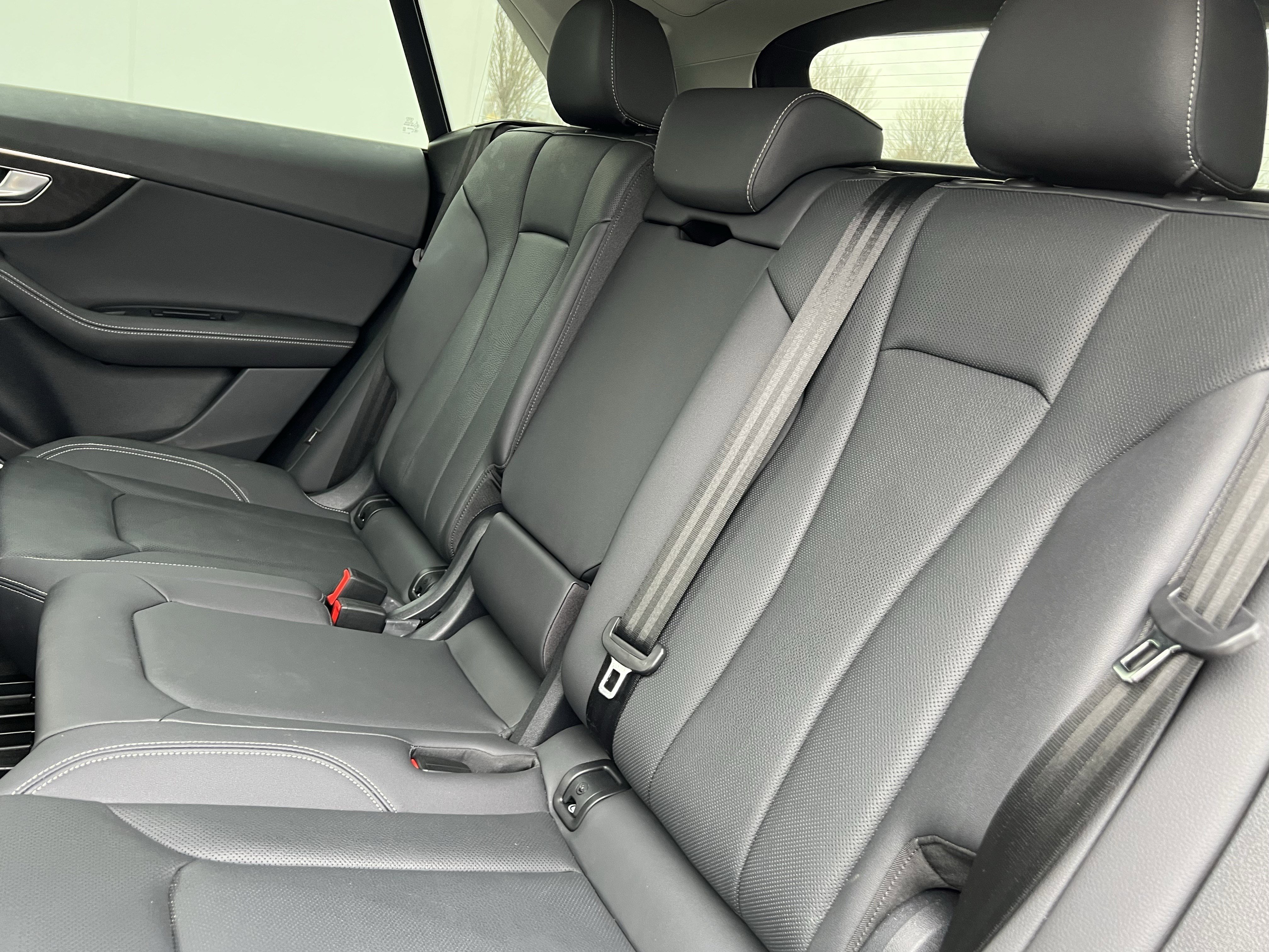 Certified 2023 Audi Q8 Premium Plus image 33