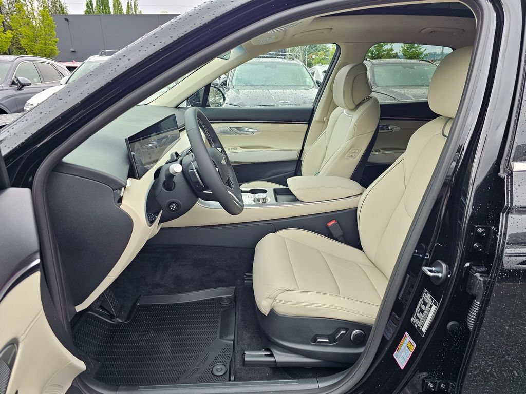 New 2026 Genesis GV70 2.5T Advanced w/ G1 Accessory Package AWD/4WD image 21