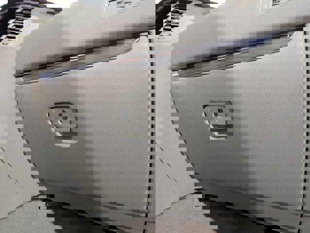 Used 2017 INFINITI QX70 AWD w/ Premium Package image 23