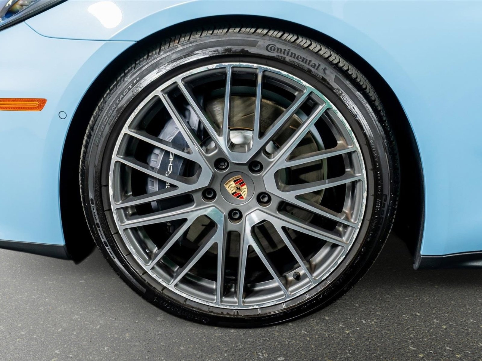 Used 2025 Porsche Panamera 4 w/ Premium Package image 19