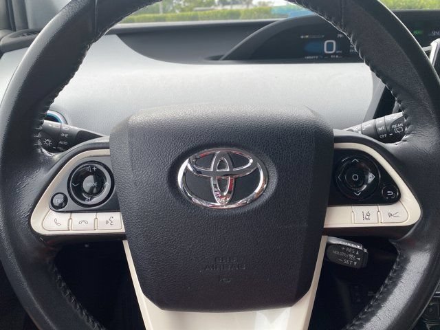 Used 2018 Toyota Prius Four w/ Advanced Technology Package FWD image 18