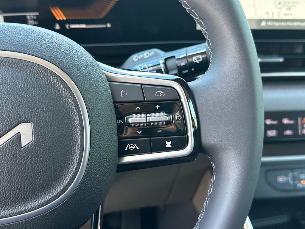 New 2026 Kia Carnival EX FWD image 25