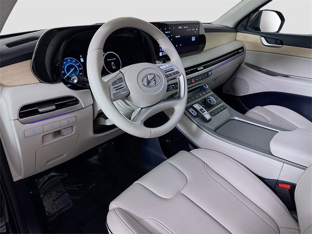 Used 2025 Hyundai Palisade Limited image 19