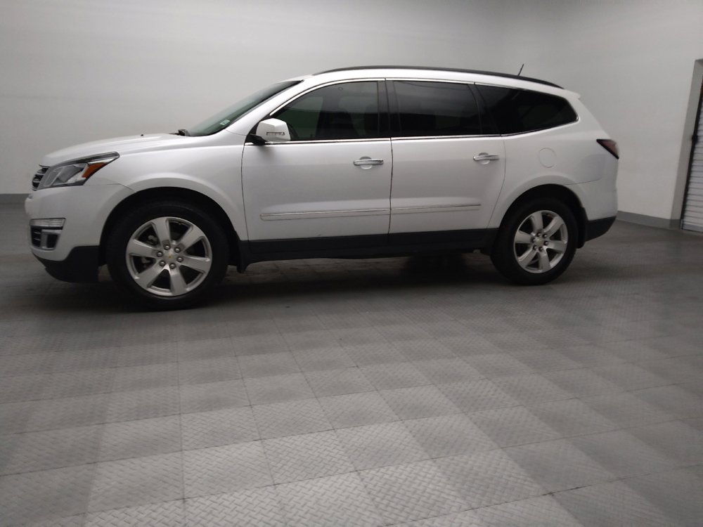 Used 2017 Chevrolet Traverse Premier FWD image 2