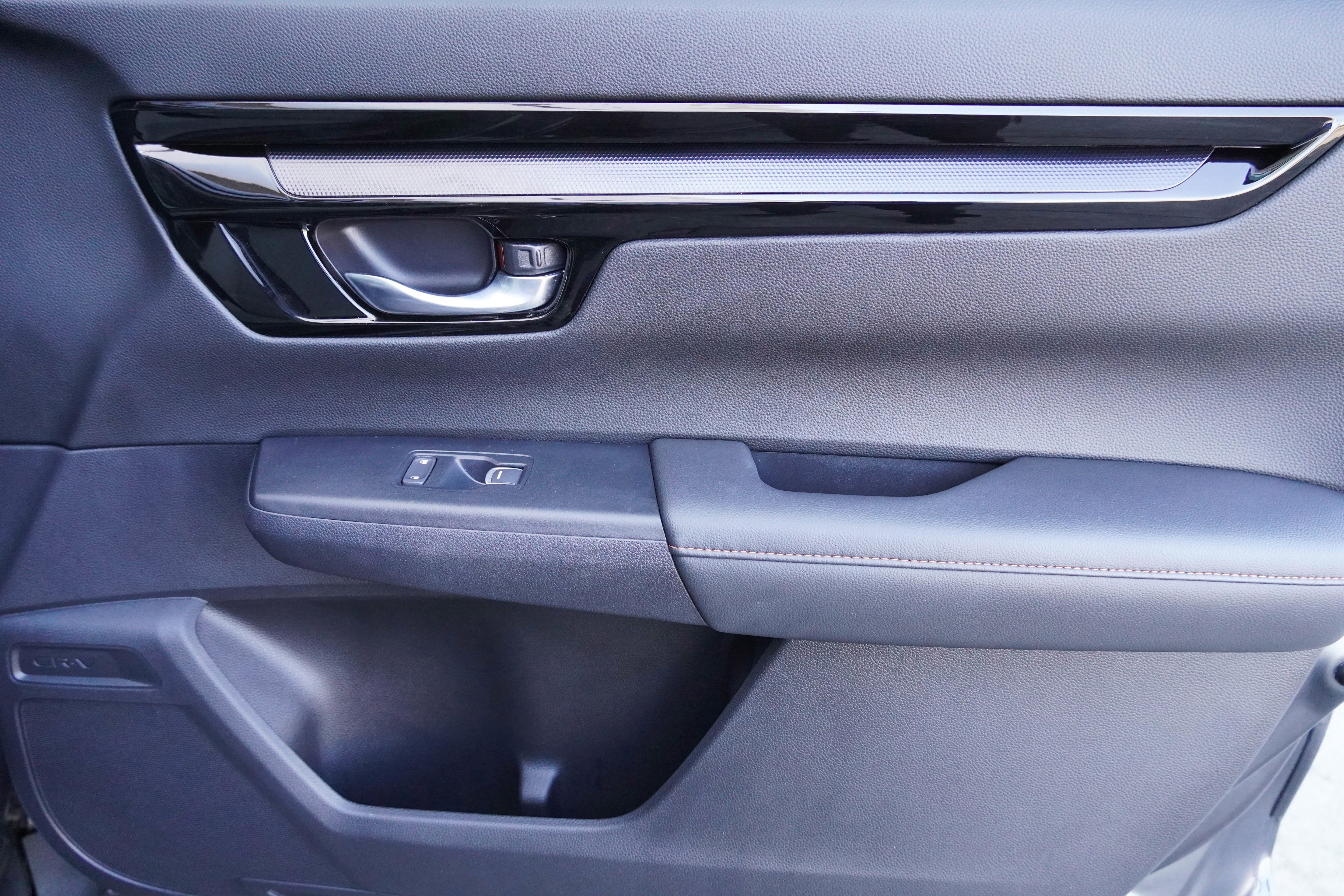 Used 2024 Honda CR-V Sport Touring image 31