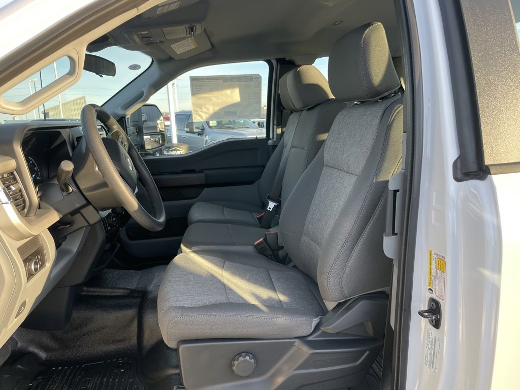 New 2026 Ford F350 XL w/ XL Chrome Package image 8
