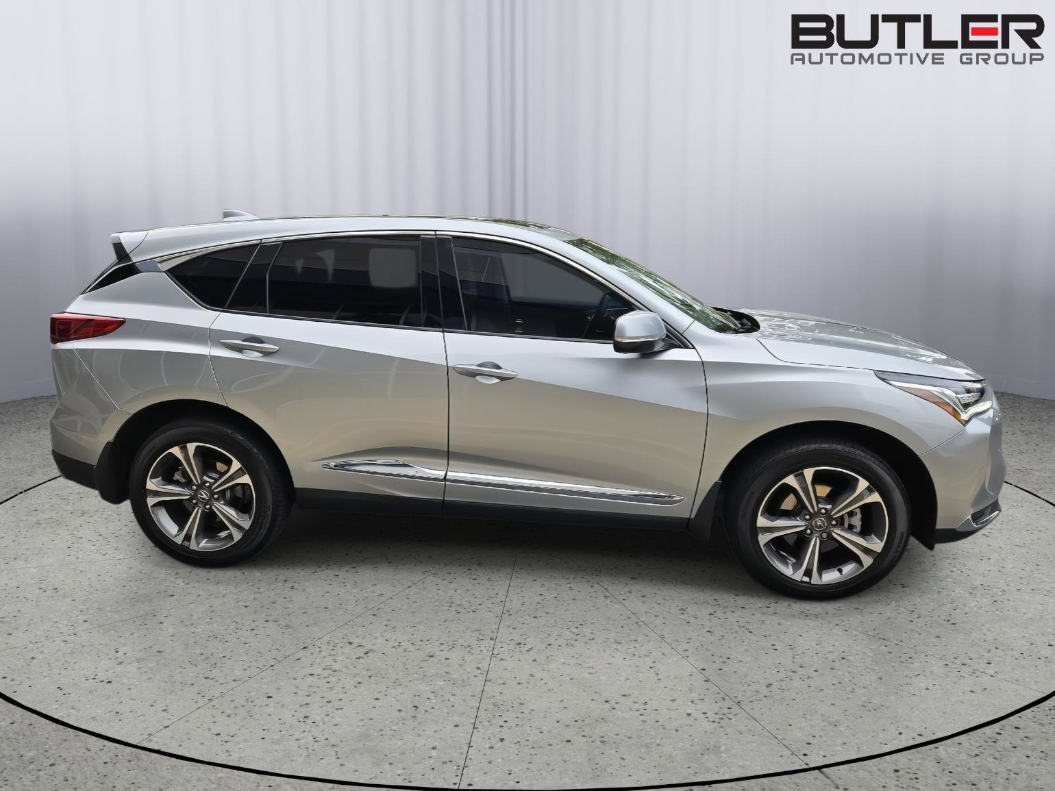 Certified 2025 Acura RDX SH-AWD w/ Technology Package image 4