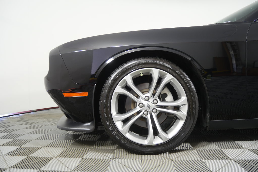 Used 2022 Dodge Challenger GT w/ Plus Package RWD image 9