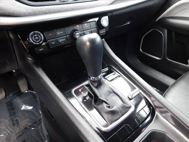 Used 2024 Jeep Compass Latitude AWD/4WD image 18