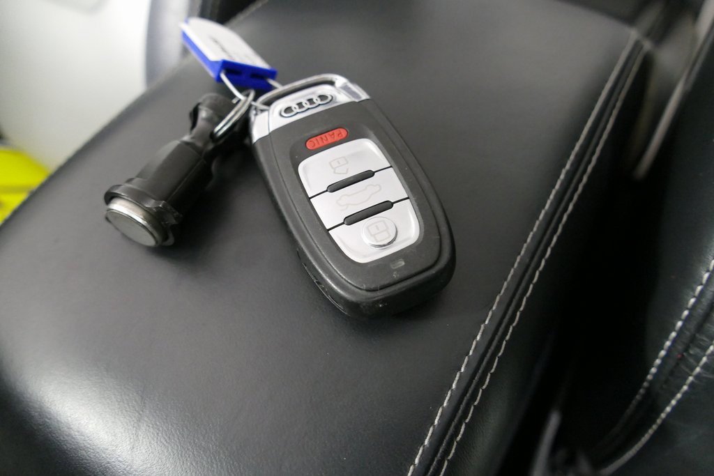 Used 2017 Audi S5 3.0T Cabriolet w/ Technology Package image 13