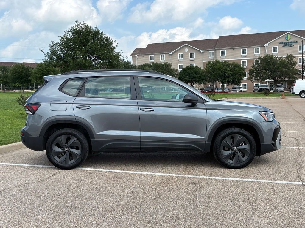 Used 2025 Volkswagen Taos S FWD image 5