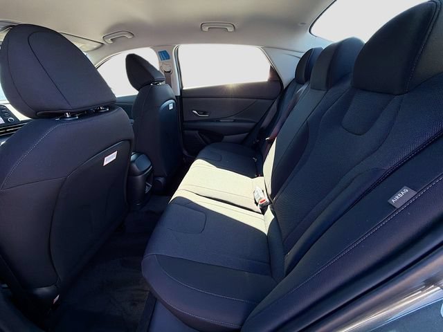 New 2026 Hyundai Elantra SE FWD image 25