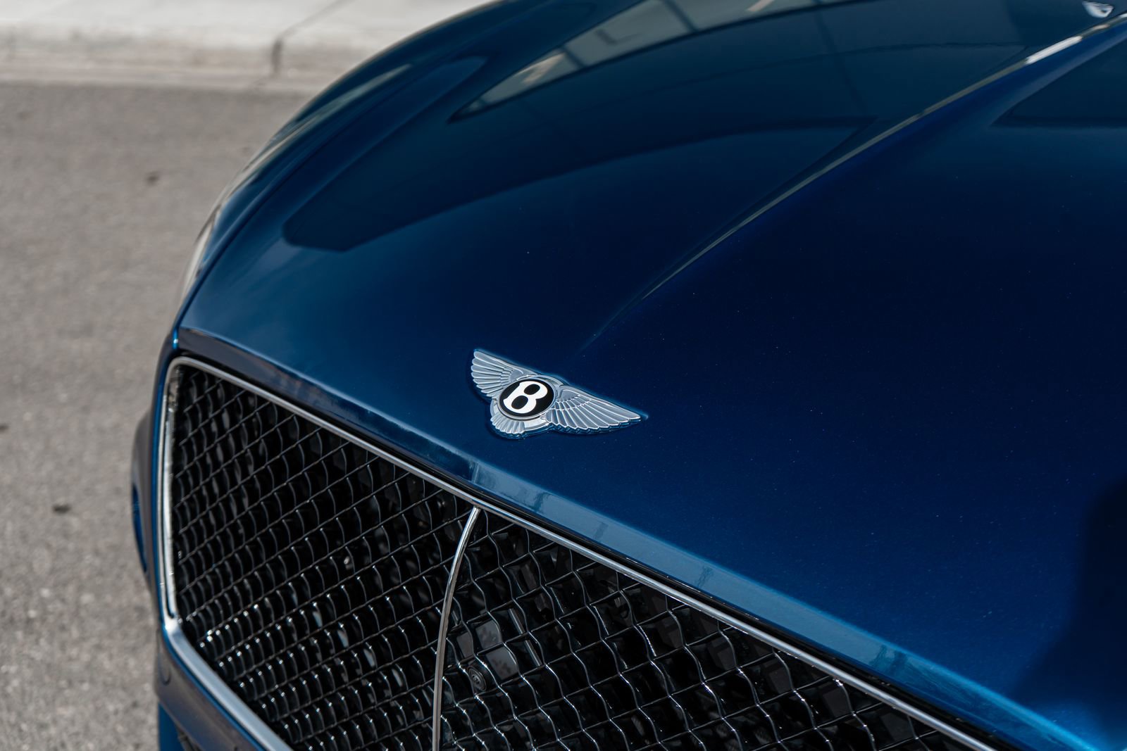 Used 2024 Bentley Continental GT image 22