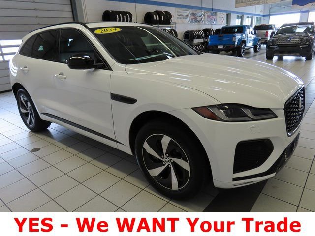 Used 2024 Jaguar F-PACE R-Dynamic S image 17