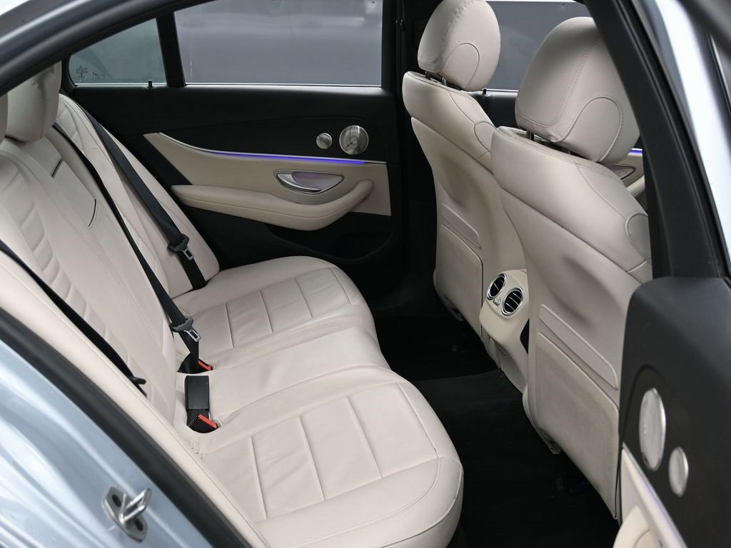 Used 2022 Mercedes-Benz E 350 Sedan image 39
