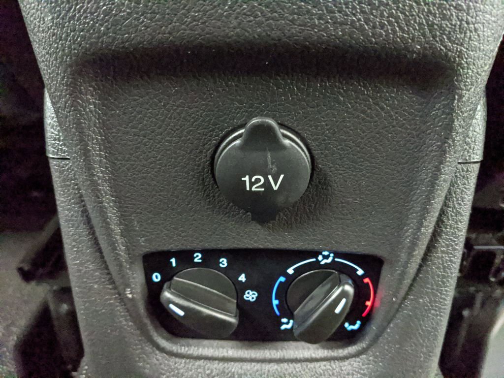 Used 2017 Ford Transit Connect XL image 13