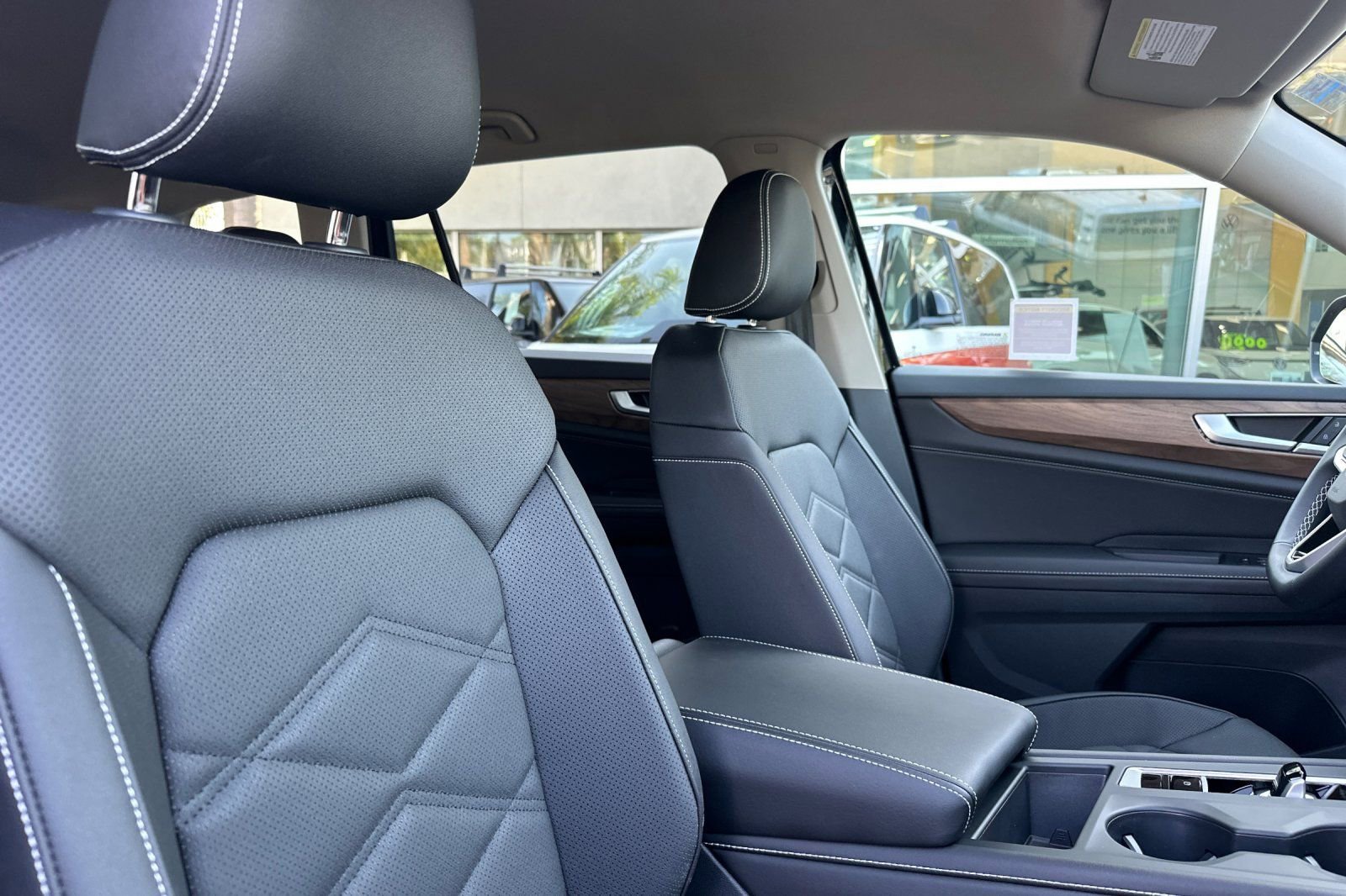 New 2026 Volkswagen Atlas SE image 15