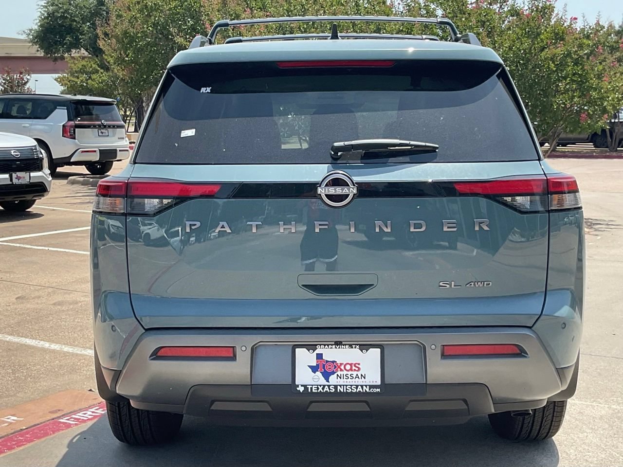 New 2026 Nissan Pathfinder SL AWD/4WD image 5