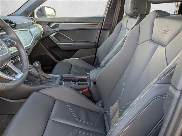 Certified 2025 Audi Q3 2.0T Premium w/ Convenience Package image 14