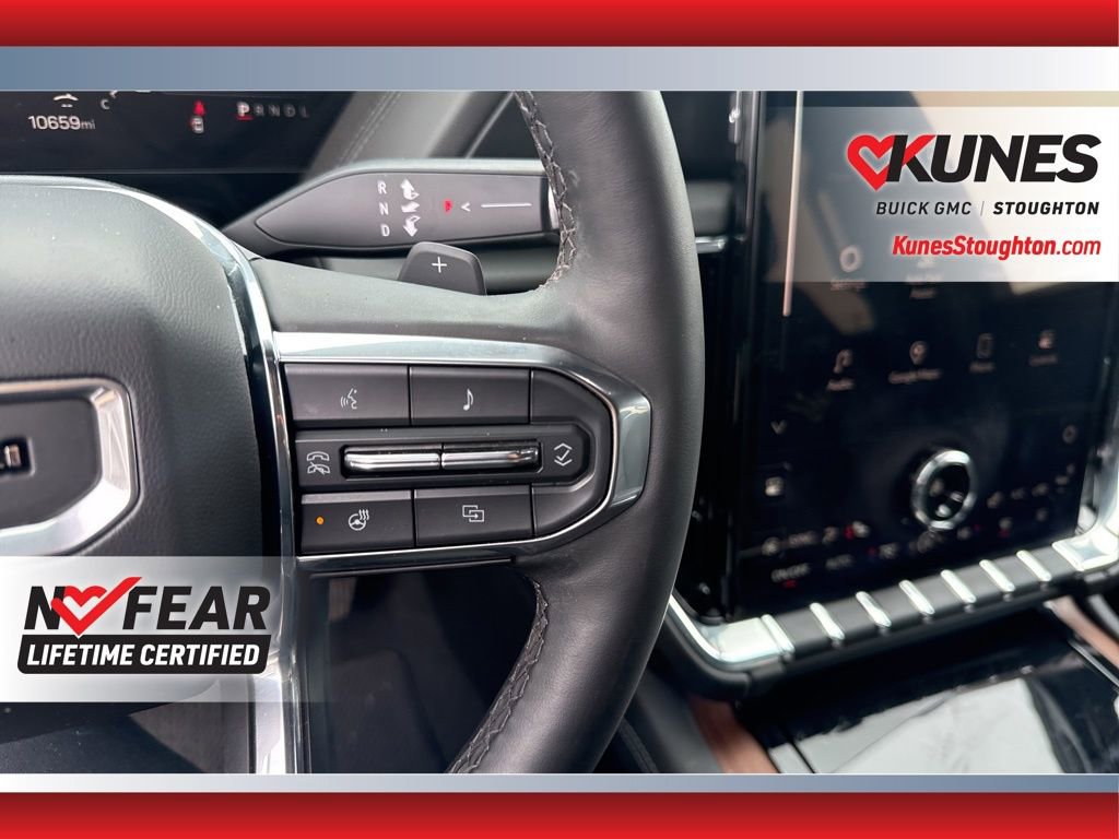 Used 2025 GMC Yukon Denali image 31