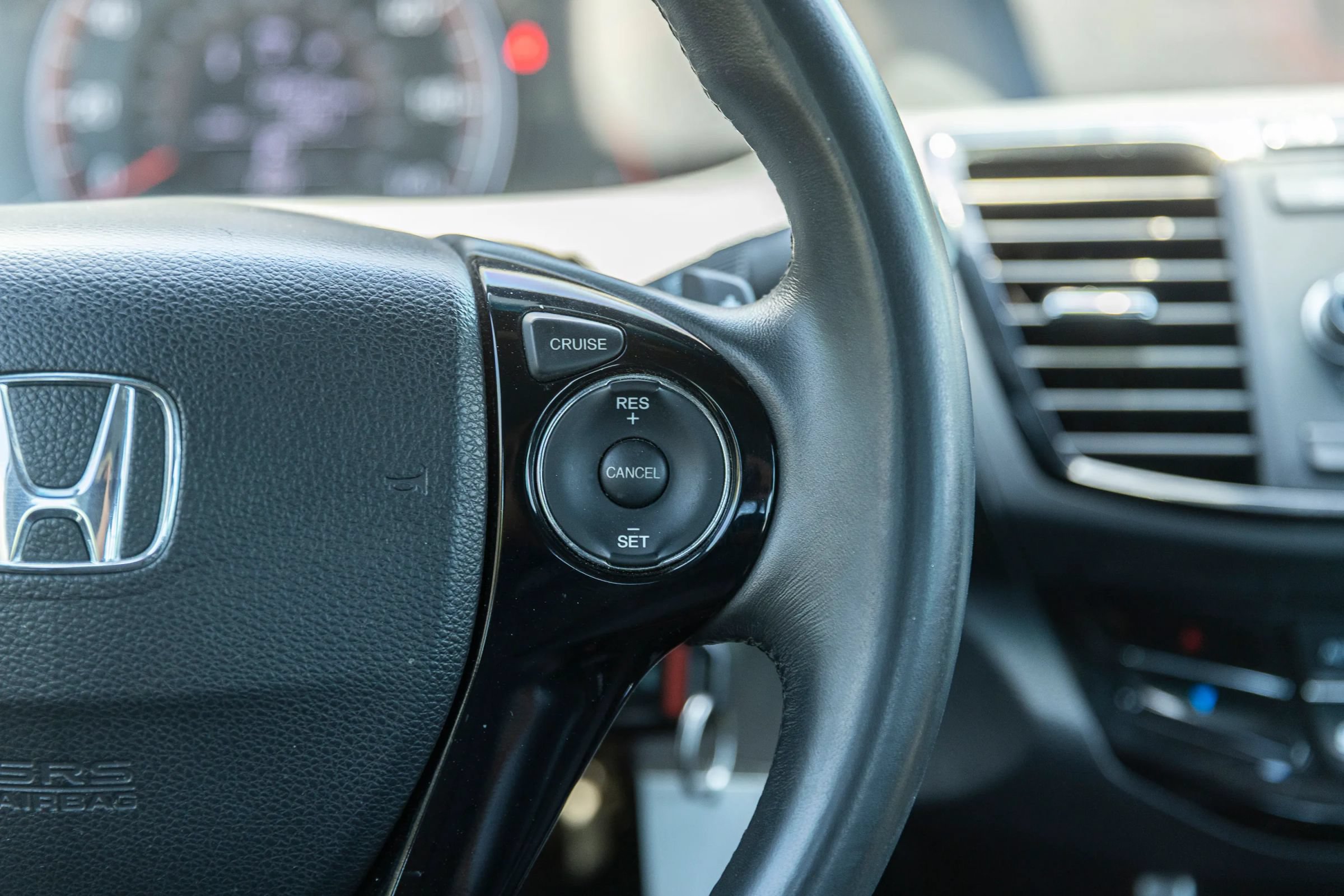 Used 2016 Honda Accord Sport image 29
