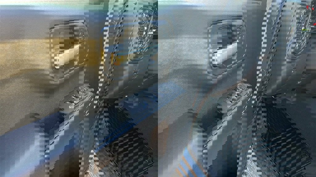 New 2026 Chevrolet Silverado 1500 Custom Trail Boss w/ Turbomax Blackout Package image 12