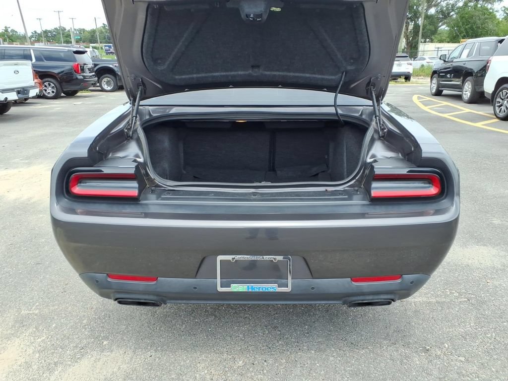Used 2016 Dodge Challenger SXT Plus RWD image 17