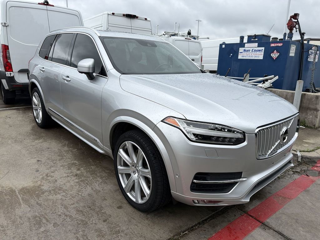 Used 2018 Volvo XC90 T6 Inscription w/ Convenience Package AWD/4WD image 2