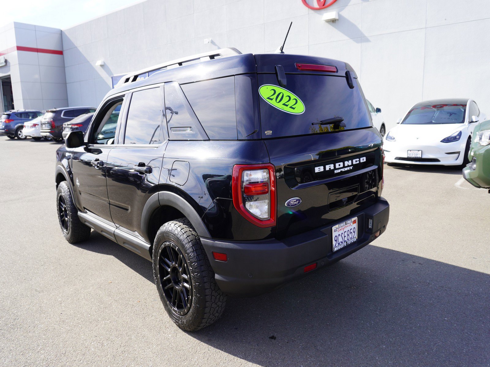 Used 2022 Ford Bronco Sport Outer Banks image 9