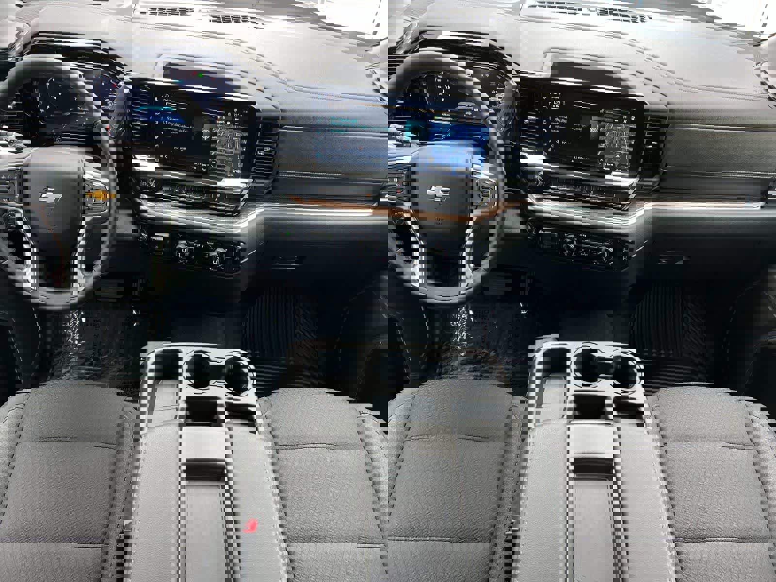 Used 2026 Chevrolet Silverado 1500 LT image 4