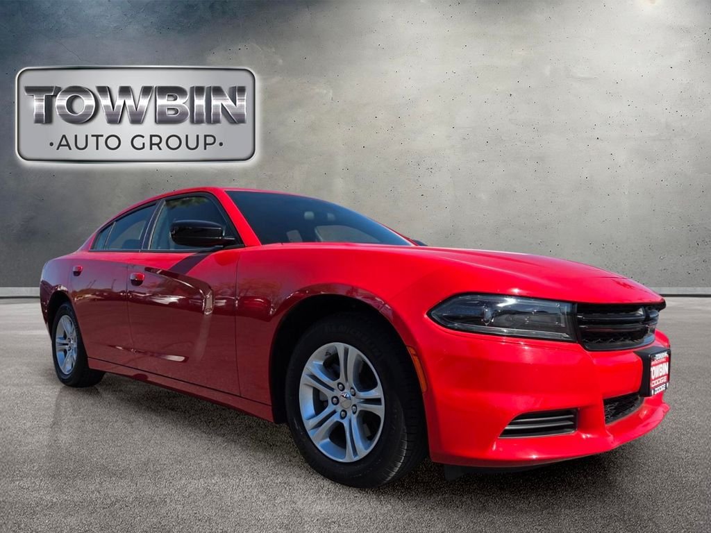 Used 2023 Dodge Charger SXT RWD image 2