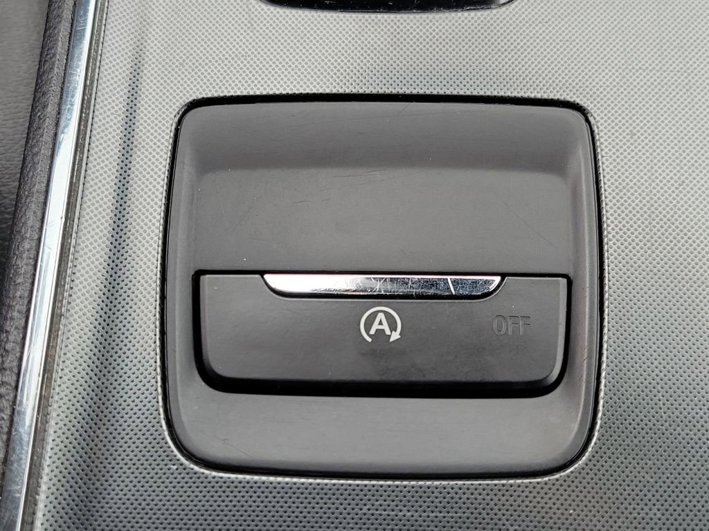Used 2022 Ford Edge ST-Line AWD/4WD image 32