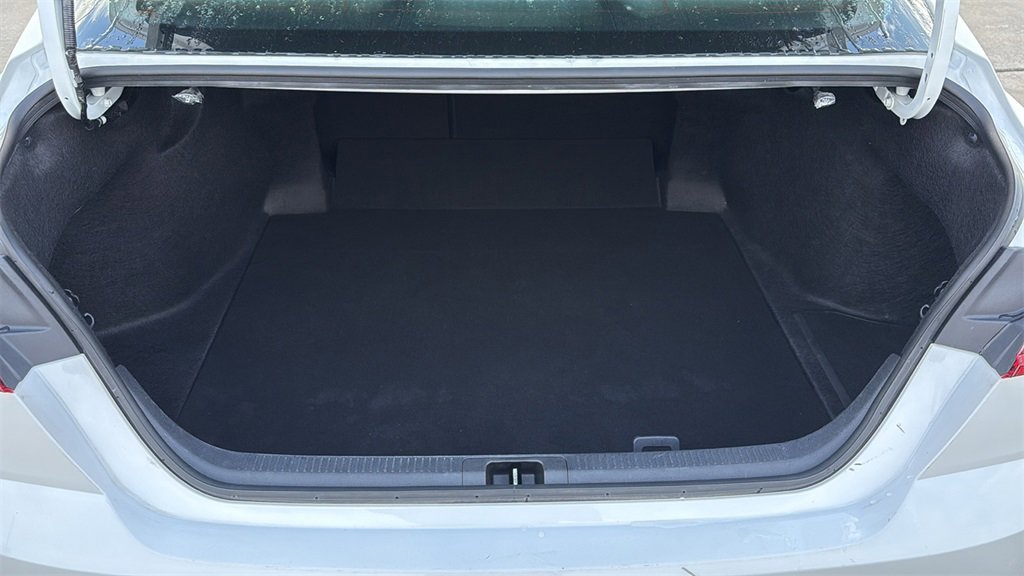 Used 2025 Toyota Camry LE image 26